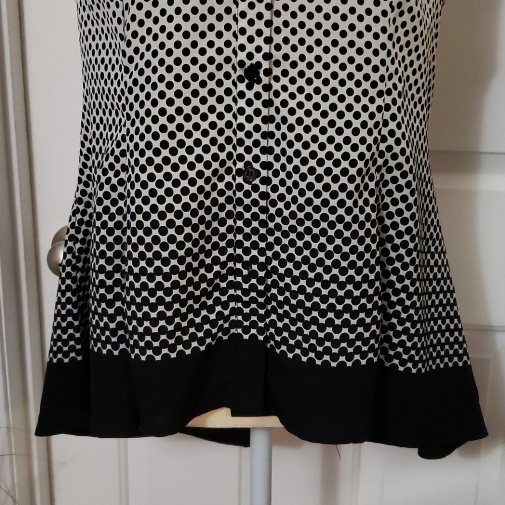 Signature Tunic - Picture 5 of 8